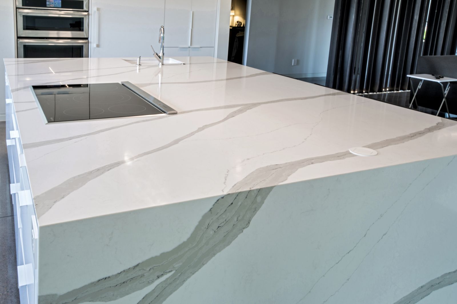 Giá mặt bàn đá lavabo N6061