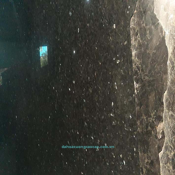 Đá hoa cương