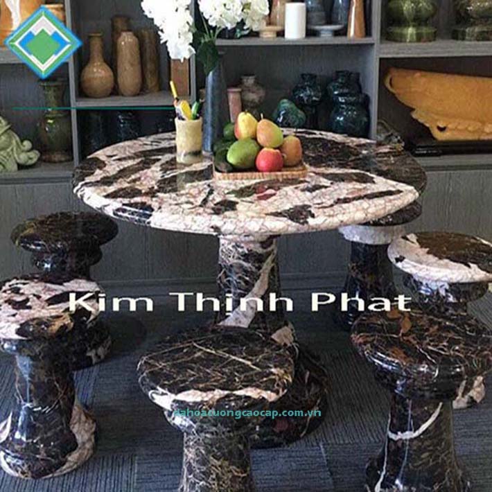 ​đá hoa cương​