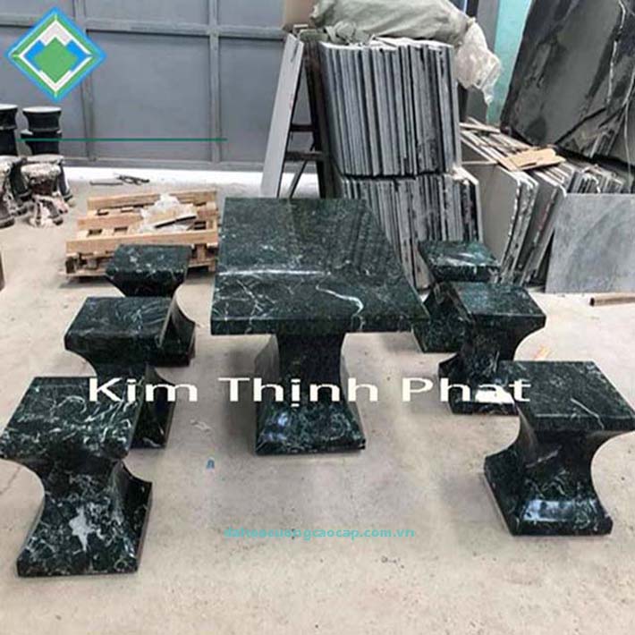 ​đá hoa cương​