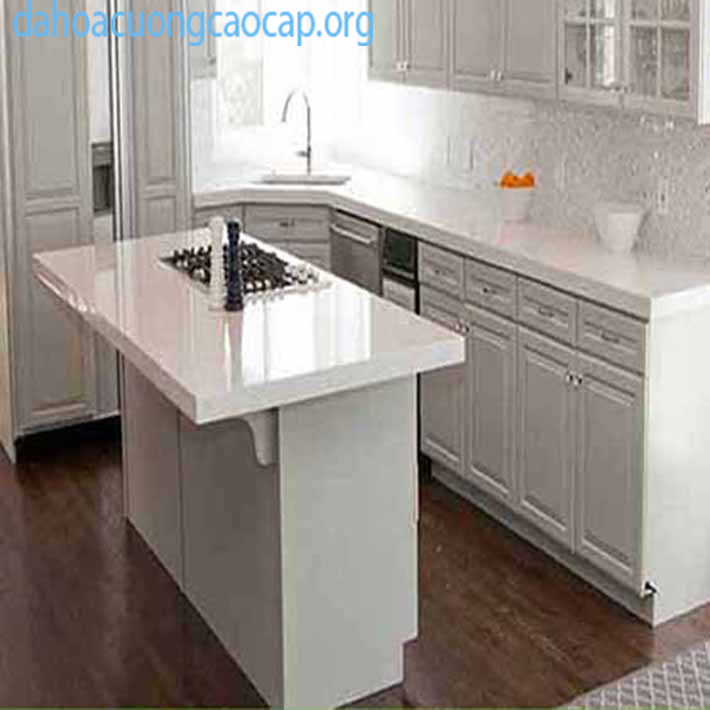 Đá hoa cương trắng sứ ý ốp bàn bếp