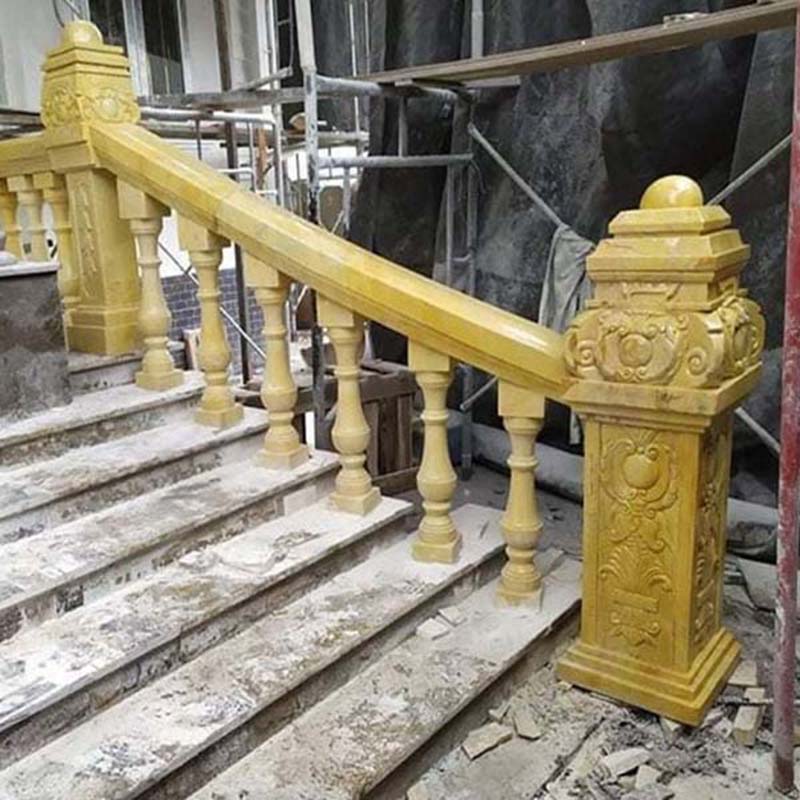 Đá hoa cương vàng