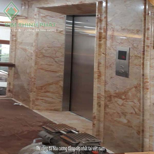 Đá hoa cương vàng
